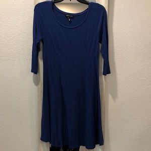 Navy 1/4 sleeve maternity dress